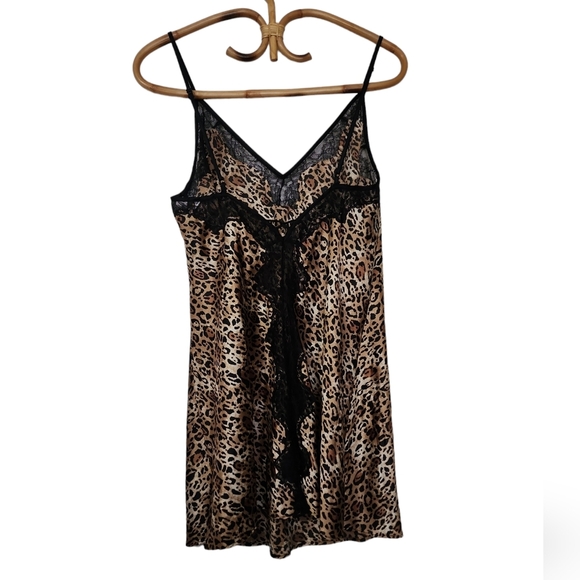 Victoria's Secret leopard and lace slip dress - Picture 3 of 7